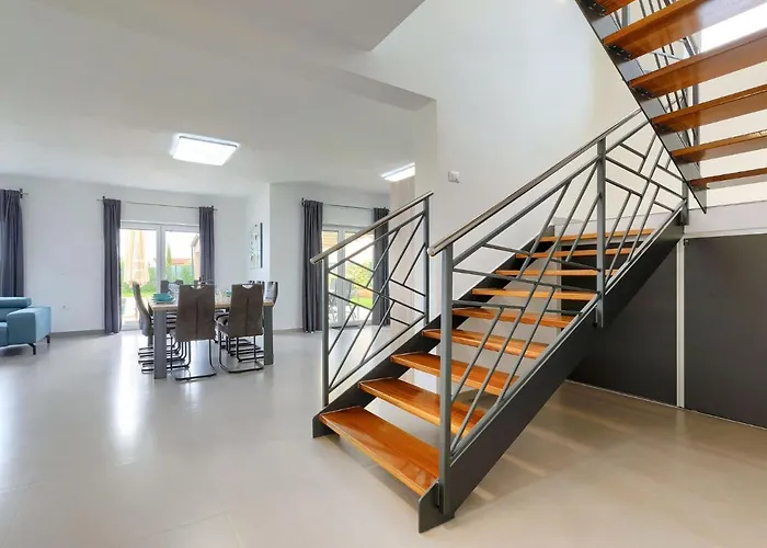 Ferienhaus Lea By Interhome