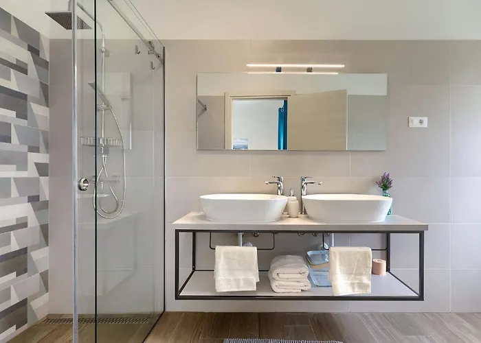 Ferienhaus Lea By Interhome